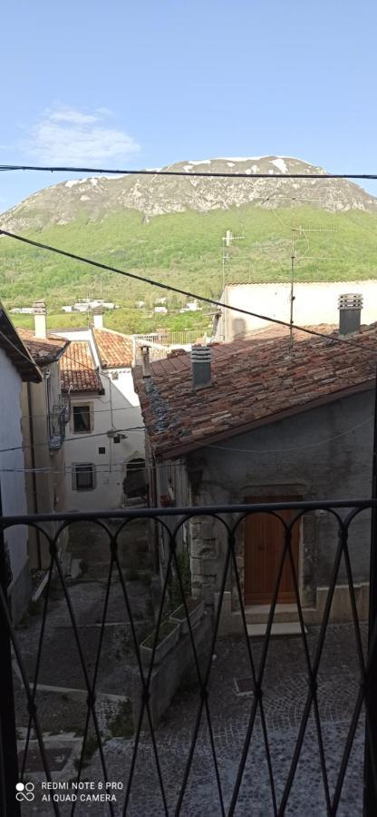 B&B Il Cardinale Рока ди Медзо Екстериор снимка